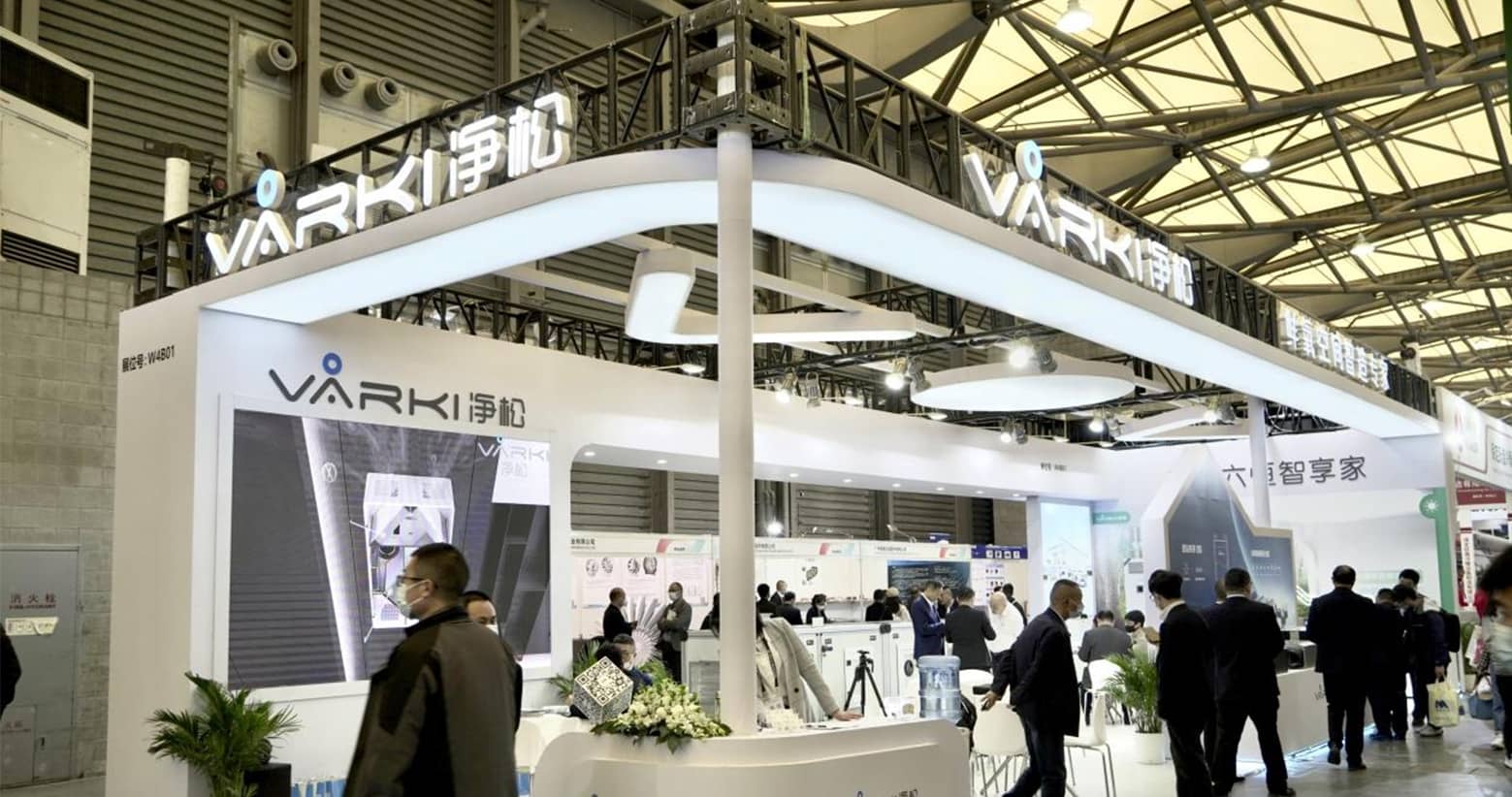 新风：净松环境智控冷暖，“驭风者御风”